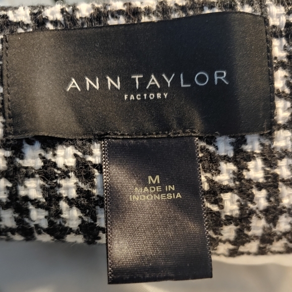 Black Mono Ruffle Coat - Picture 6 of 6